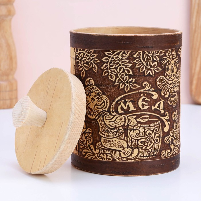 Туес «Мишка с пчелкой», 11×11×12 см, береста Туес «Мишка с пчелкой», 11×11×12 см, береста