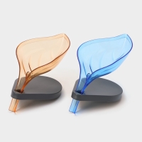 Мыльница на присосках Доляна &laquo;Лист&raquo;, пластик, 21&times;9&times;15 см, цвет МИКС