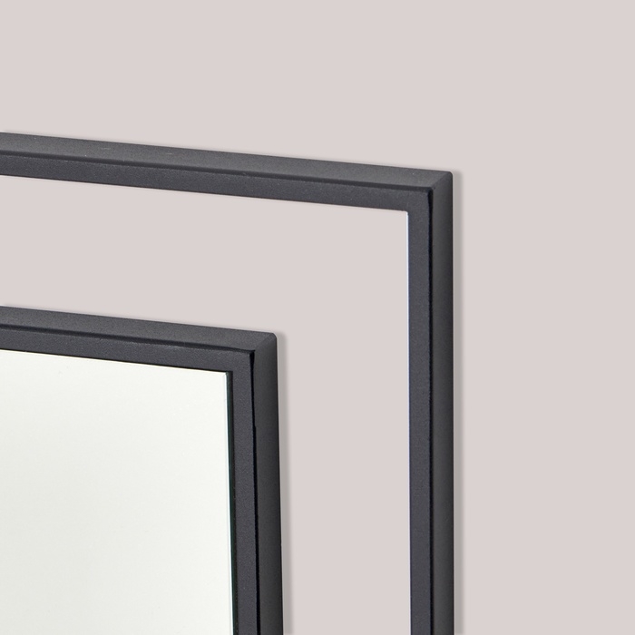 Зеркало настенное Зеркало настенное "Чёрный Рубин", в прямоугольном корпусе, 80х45 см