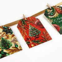 Гирлянда на ленте с предсказаниями «Новогодняя», 150см. Гирлянда на ленте с предсказаниями «Новогодняя», 150см.