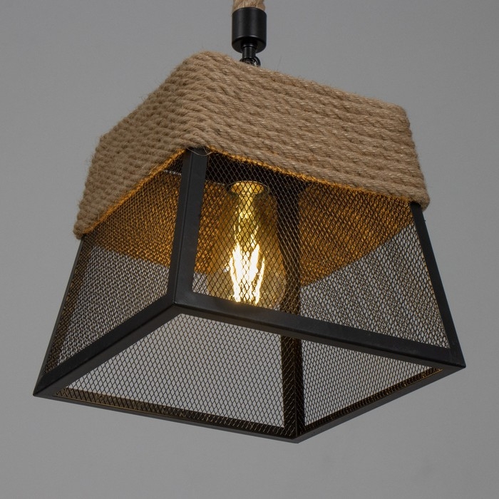 Светильник BayerLux "Куб" 1хЕ27 40Вт черный 25х25х53см