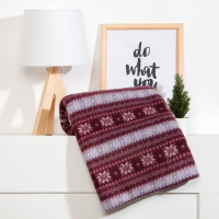 Плед Экономь и Я "Зимний орнамент" 150*130см, пл.160 г/м2, 100% п/э Плед Экономь и Я "Зимний орнамент" 150*130см, пл.160 г/м2, 100% п/э