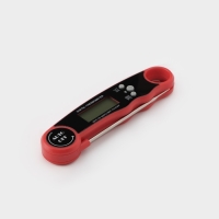 Термометр для пищи электронный на батарейках, с магнитом и открывалкой, 16×3,7×2 см Термометр для пищи электронный на батарейках, с магнитом и открывалкой, 16×3,7×2 см