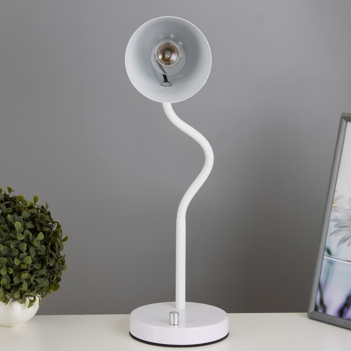 Настольная лампа Настольная лампа "Санни" Е27 15Вт белый 14,5х15х50 см