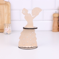 Салфетница &laquo;Дама с веером&raquo;, фанера