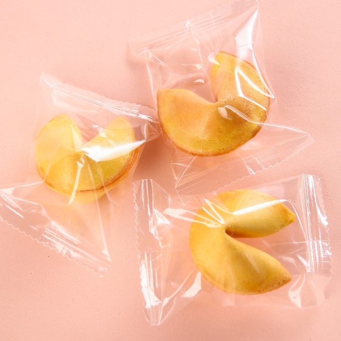 Подарочный набор новогодний  &laquo;Сказочного года&raquo;: чай, печенье, конфеты