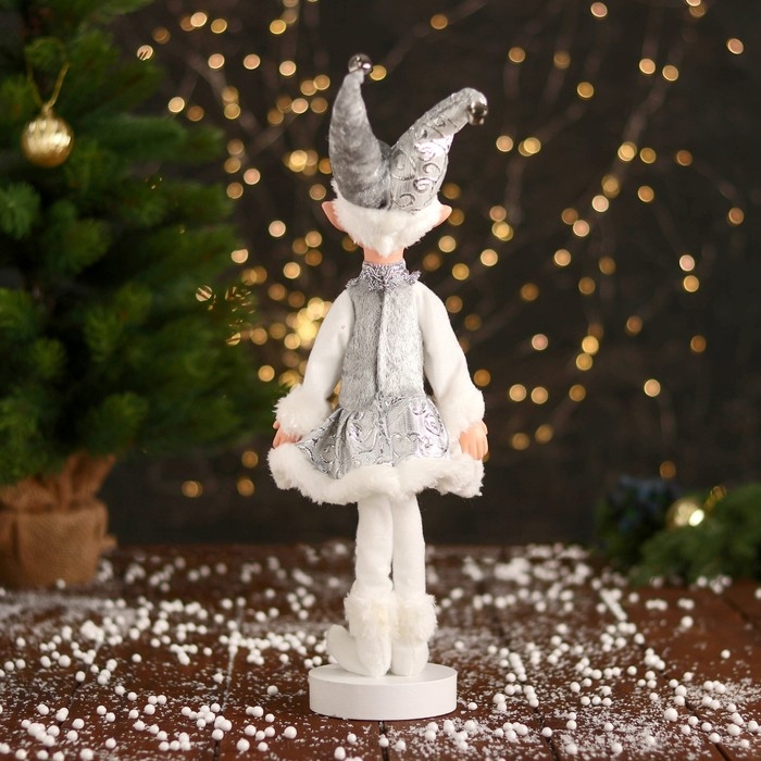 Новогодний шут Новогодний шут "В узорном платье с мехом" 30 см, серебристо-белый