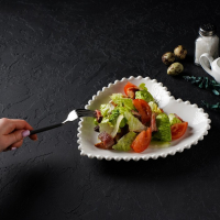 Тарелка фарфоровая Magistro &laquo;Сердце&raquo;, d=25 см, цвет белый