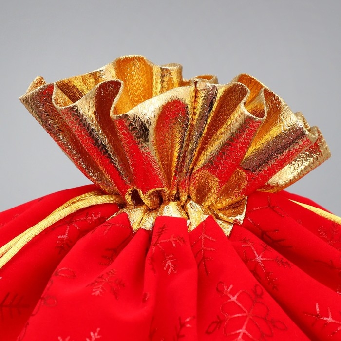 Мешочек подарочный замша &laquo;Новогоднее чудо&raquo;, снежинки, тиснение, 30 х 40 см +/- 1.5 см, Новый год