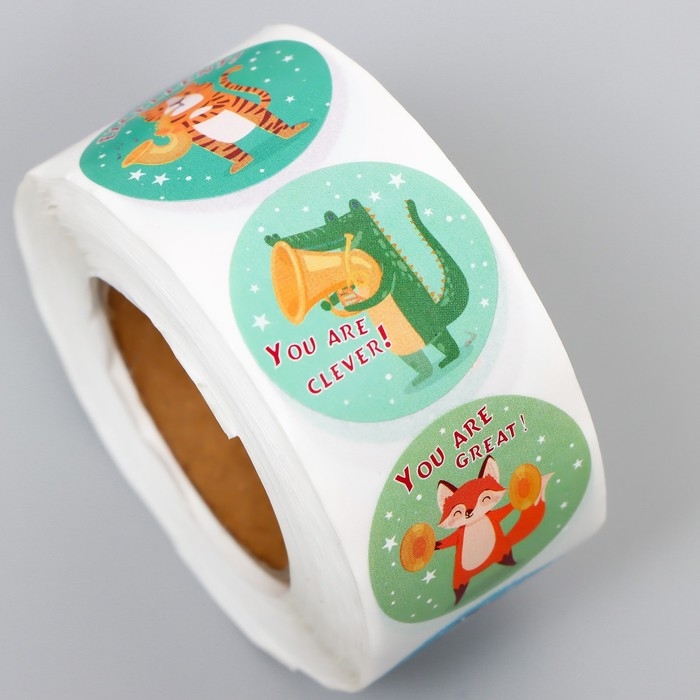 Наклейка бумага Наклейка бумага "Зверята-музыканты" d=2,5 см 500 шт в рулоне 3х6х6 см