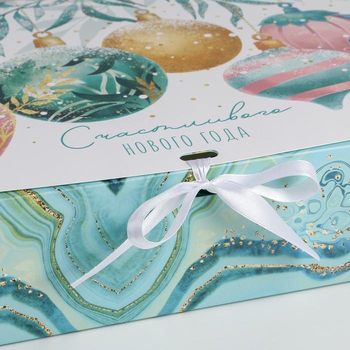 Коробка подарочная новогодняя складная &laquo;Волшебство&raquo;, 31 х 24.5 х 8 см, Новый год