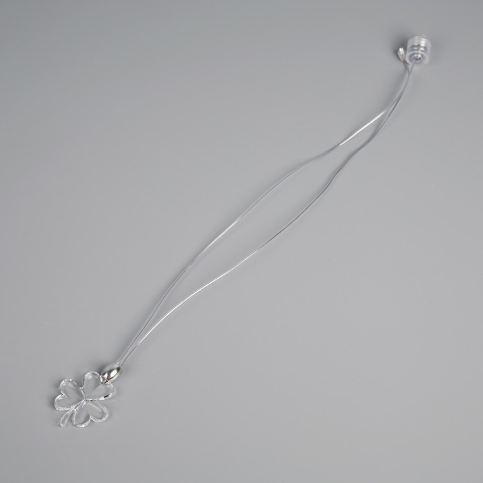 Светодиодный кулон «Клевер» 60 см, батарейки, свечение мульти (RGB) Светодиодный кулон «Клевер» 60 см, батарейки, свечение мульти (RGB)