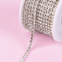 Цепь со стразами, металл, стекло, 2,5 мм, 9 ± 1 м, цвет серебряный Цепь со стразами, металл, стекло, 2,5 мм, 9 ± 1 м, цвет серебряный