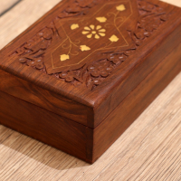 Шкатулка дерево "Муза" 15х10х6 Шкатулка дерево "Муза" 15х10х6