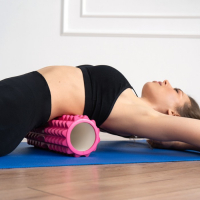 Ролик массажный Sangh, 33х13 см, цвет розовый Ролик массажный Sangh, 33х13 см, цвет розовый