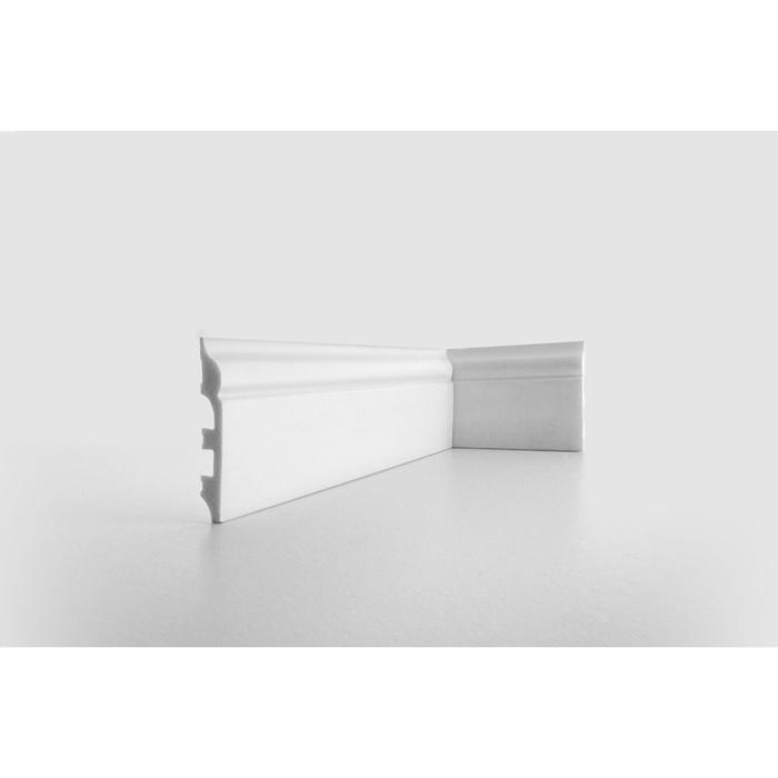 Плинтус пластиковый ударопрочный белый 80х13х2000мм Плинтус пластиковый ударопрочный белый 80х13х2000мм