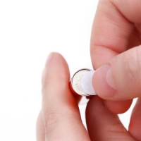 Игрушка для кошек "Лазер" с батарейками, красный Игрушка для кошек "Лазер" с батарейками, красный