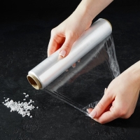 Плёнка пищевая Доляна, 22,5 см × 200 м, 8 мкм, цвет белый Плёнка пищевая Доляна, 22,5 см × 200 м, 8 мкм, цвет белый