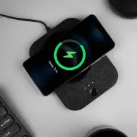 Кружка с подогревом и беспроводной зарядкой Dual Base Plus, черная Кружка с подогревом и беспроводной зарядкой Dual Base Plus, черная