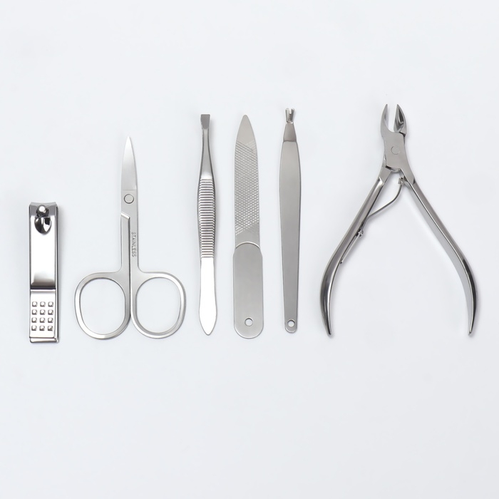 Набор маникюрный «Рептилия», 6 предметов, в футляре, цвет коричневый/чёрный Набор маникюрный «Рептилия», 6 предметов, в футляре, цвет коричневый/чёрный