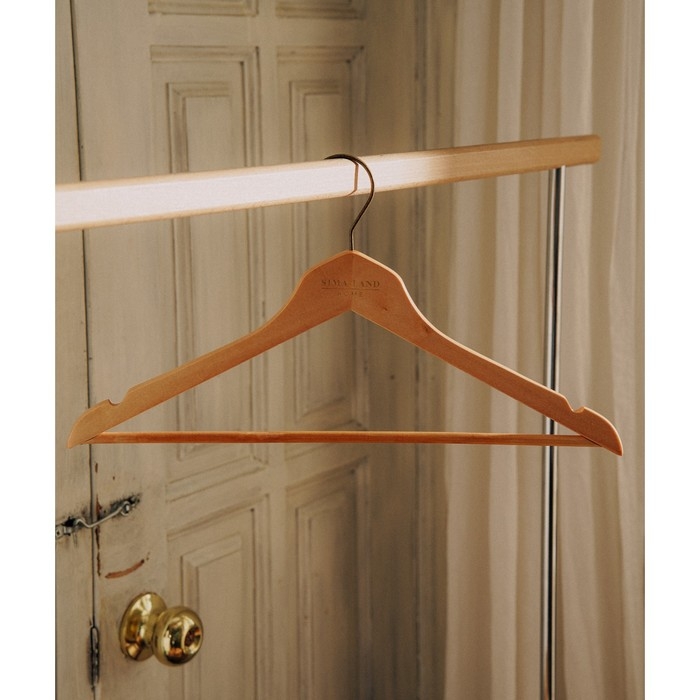 Плечики - вешалки для одежды SL Home, 4 шт, дерево лотос, 44×24,5 см Плечики - вешалки для одежды SL Home, 4 шт, дерево лотос, 44×24,5 см