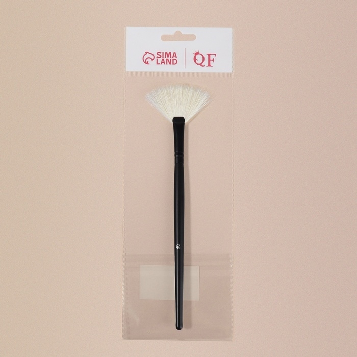 Кисть для макияжа, веерная, в чехле, 20 см, цвет чёрный