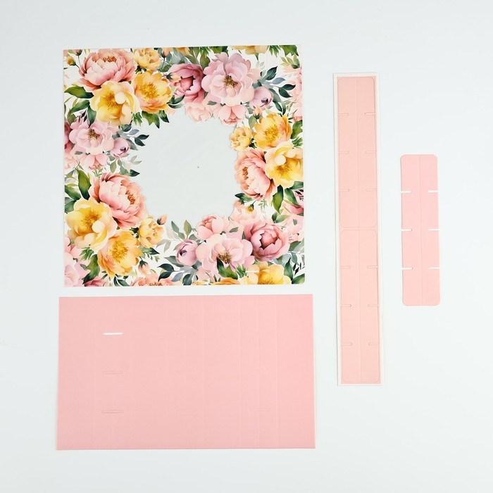 Коробка для конфет «Нежность», 18.9 х 18.9 х 3.8 см Коробка для конфет «Нежность», 18.9 х 18.9 х 3.8 см