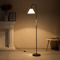 Торшер "Арбат" 1х15Вт Е27 МОДЕЛЬ: BR 01021 черный/белый Торшер "Арбат" 1х15Вт Е27 МОДЕЛЬ: BR 01021 черный/белый