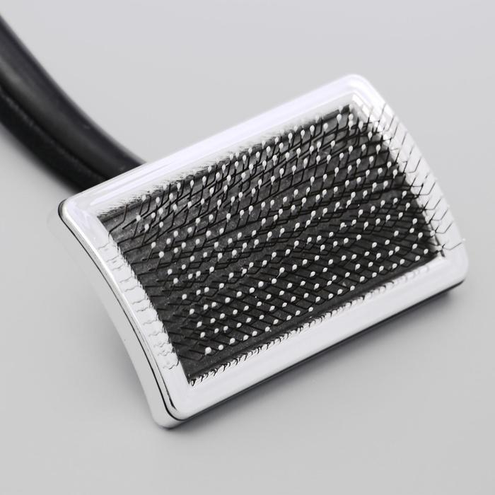 Щётка - пуходёрка для среднешерстных животных, с каплями, 85 х 46 мм, черная Щётка - пуходёрка для среднешерстных животных, с каплями, 85 х 46 мм, черная