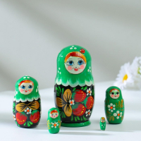 Матрёшка &laquo;Божья коровка&raquo;, зелёное платье, 5 кукольная, 10-12 см