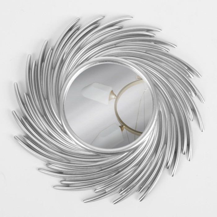 Зеркало настенное &laquo;Солнышко&raquo;, d зеркальной поверхности 11 см, цвет серебристый