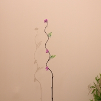 Интерьерный декор из бамбука, цветы пластик 200 см фиолетовый Интерьерный декор из бамбука, цветы пластик 200 см фиолетовый