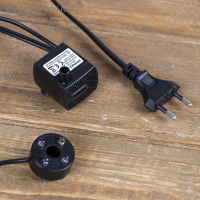 Фонтан "Ручей из бочонка" 10х14х18 см (с подсветкой) Фонтан "Ручей из бочонка" 10х14х18 см (с подсветкой)