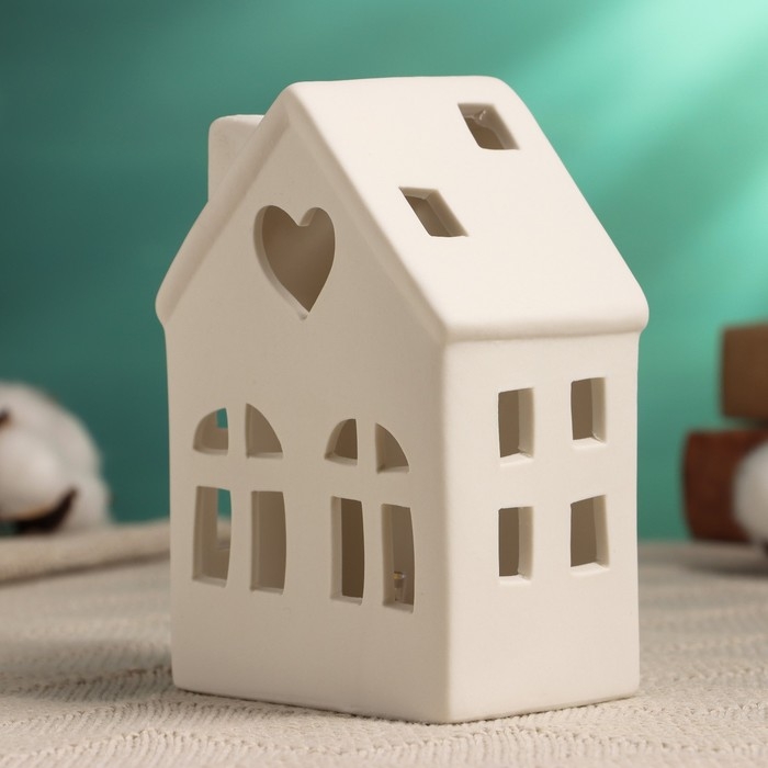 Фигура с подсветкой Фигура с подсветкой "Домик" 9х6х13см, 2/LR41
