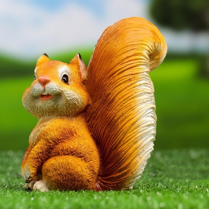 Садовая фигура Садовая фигура "Белка Сонька" 13х8х14см