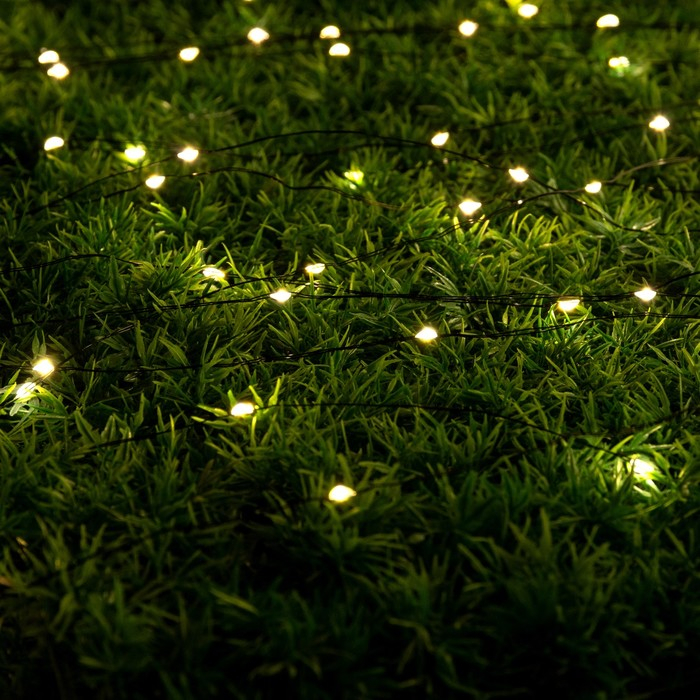 Гирлянда &laquo;Нить&raquo; 10 м роса, IP44, серебристая нить, 100 LED, свечение тёплое белое, 2 режима, солнечная батарея