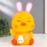 Копилка пластик "Уточка с заячьими ушками" МИКС 13х13х23 см Копилка пластик "Уточка с заячьими ушками" МИКС 13х13х23 см