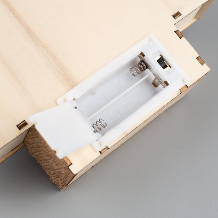 Светодиодная фигура «Новогодний олень» 19 × 30 × 4.5 см, дерево, батарейки АААх2 (не в комплекте), свечение тёплое белое Светодиодная фигура «Новогодний олень» 19 × 30 × 4.5 см, дерево, батарейки АААх2 (не в комплекте), свечение тёплое белое