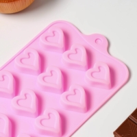 Форма для конфет и шоколада Доляна «Сердечко», силикон, 21×10 см, 15 ячеек (2,7×2,8 см), цвет МИКС Форма для конфет и шоколада Доляна «Сердечко», силикон, 21×10 см, 15 ячеек (2,7×2,8 см), цвет МИКС