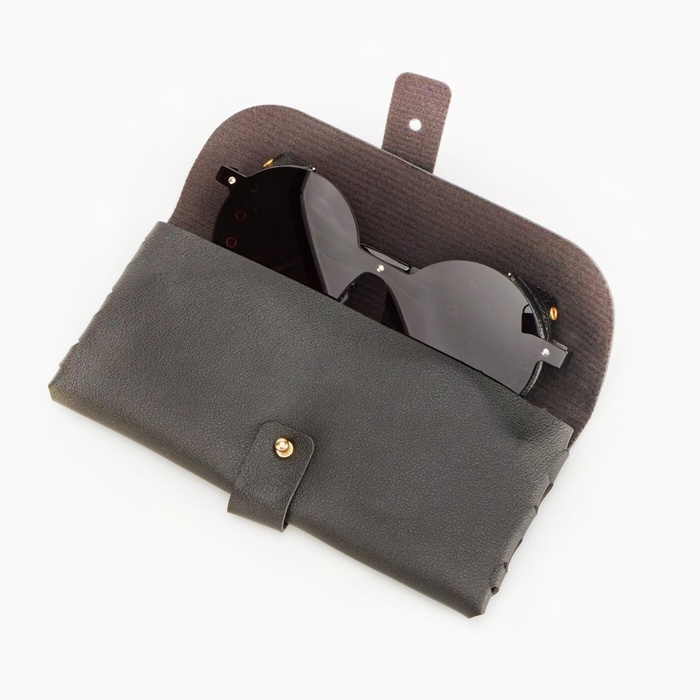 Очки солнцезащитные, uv 400, кожаные шторки, дужка 14.7 см, ширина 14.4 см, линза 7 х 5.5 см Очки солнцезащитные, uv 400, кожаные шторки, дужка 14.7 см, ширина 14.4 см, линза 7 х 5.5 см