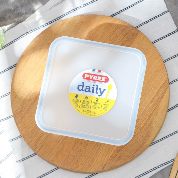 Форма для запекания и выпечки с крышкой квадратная, 20&times;7 см