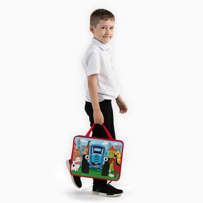 Папка пластиковая с ручками А4, на молнии, 75х330х260 мм, Синий трактор Папка пластиковая с ручками А4, на молнии, 75х330х260 мм, Синий трактор