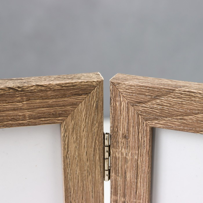 Фоторамка пластик на 3 фото 10х15, 15х20 см Фоторамка пластик на 3 фото 10х15, 15х20 см "Бук" 18х49 см