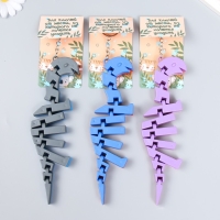 Брелок пластик "Шарнирный динозавр диплодок" МИКС 6х1,5х20 см Брелок пластик "Шарнирный динозавр диплодок" МИКС 6х1,5х20 см