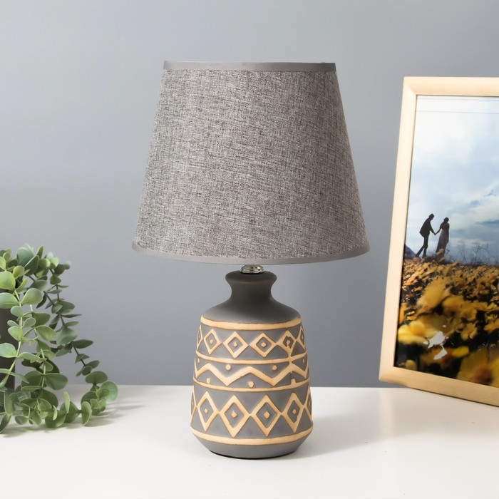 Лампа настольная 16309/1GR E14 40Вт серый 20х20х32 см RISALUX Лампа настольная 16309/1GR E14 40Вт серый 20х20х32 см RISALUX