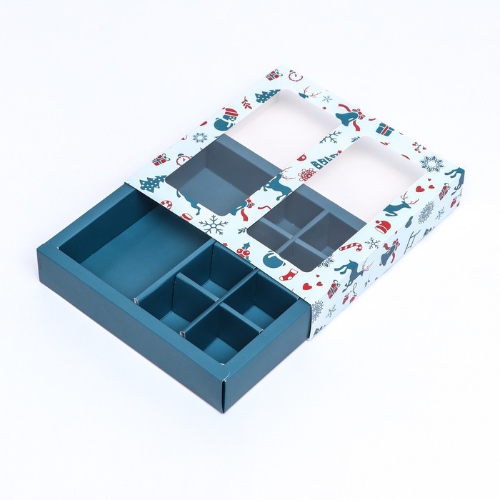 Новый год. Коробка под 8 конфет и шоколад, 17,7х17,7х3,8 см, кондитерская упаковка