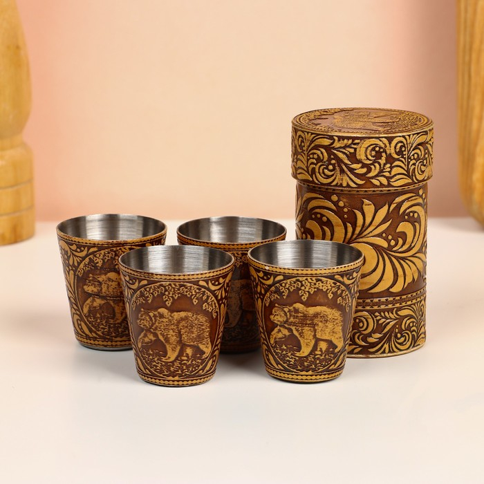 Набор стопок &laquo;Медведь&raquo;, 4 шт, в футляре, 4,5&times;4,5&times;9 см, береста