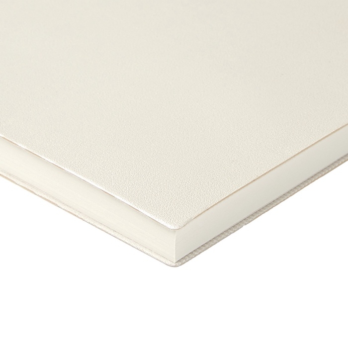 Ежедневник недатированный А5, 128 листов GRAND, интегральная обложка из искусственной кожи, ляссе, кремовый блок 70 г/м2, жемчужный