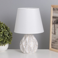 Лампа настольная "Иветт" 1х40Вт Е14 белый 20х20х30см Лампа настольная "Иветт" 1х40Вт Е14 белый 20х20х30см
