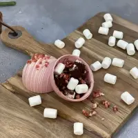 Шоколадная бомбочка &laquo;Клубника&raquo;